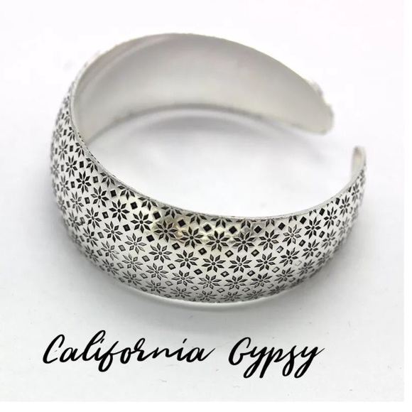 Etched Silver Boho Cuff Bracelet - Picture 2 of 7